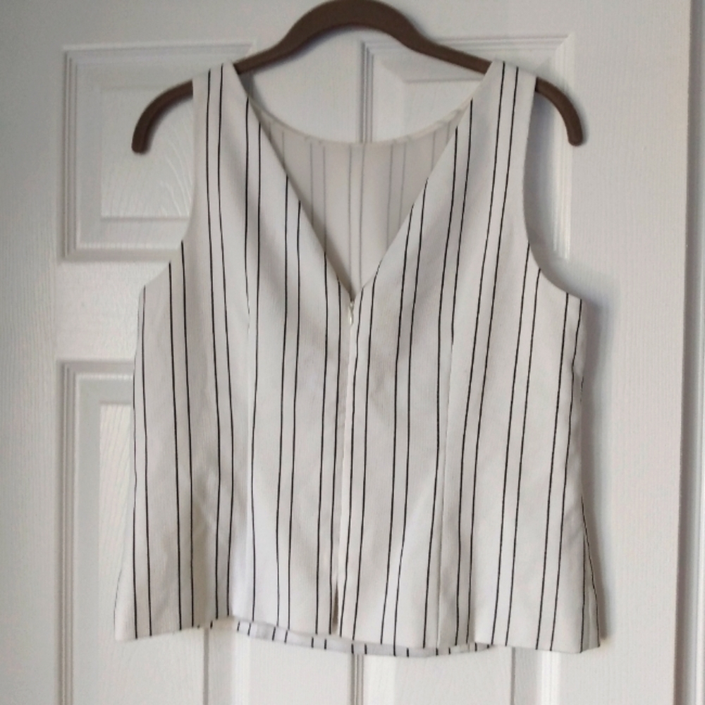 White House Black Public blouse